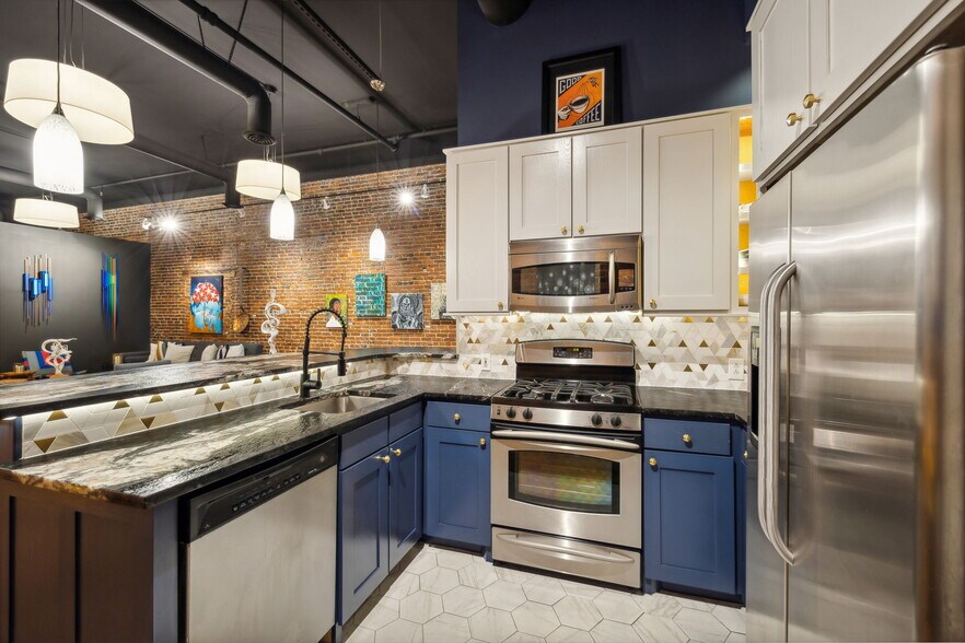 More Photos Of 208 3rd Ave N, Nashville Loft Creative Space For Sale