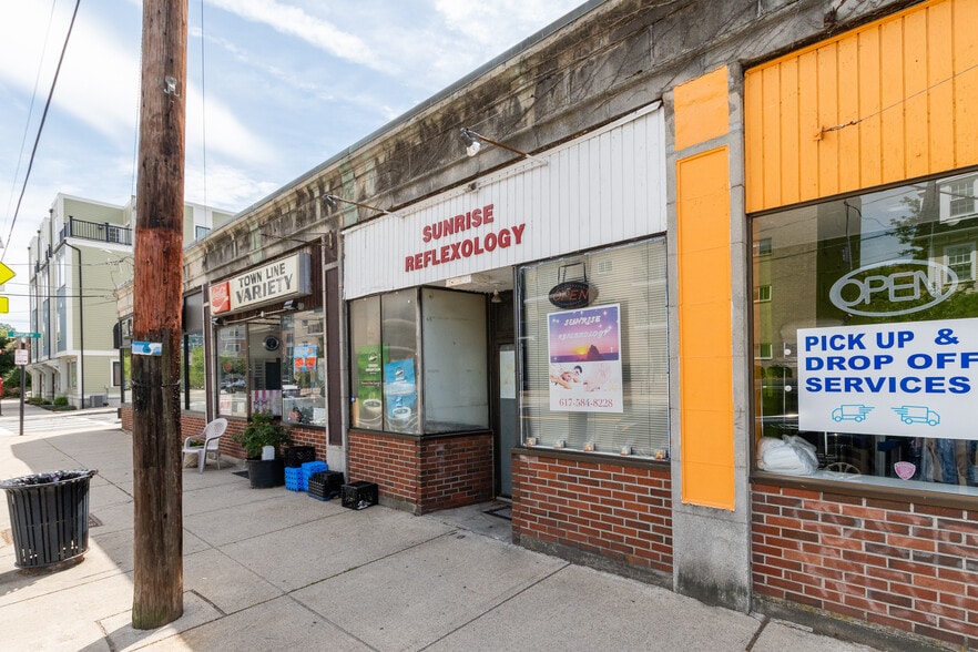 More Photos Of 144 Tremont St, Boston Storefront For Sale