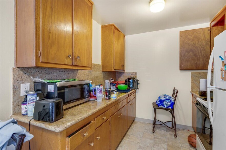 More Photos Of 236 Haas Ave, San Leandro Apartments For Sale