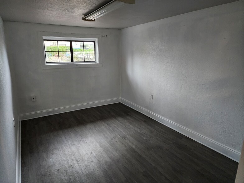 More Photos Of 1008 Maltby Ave, Orlando Auto Repair For Lease