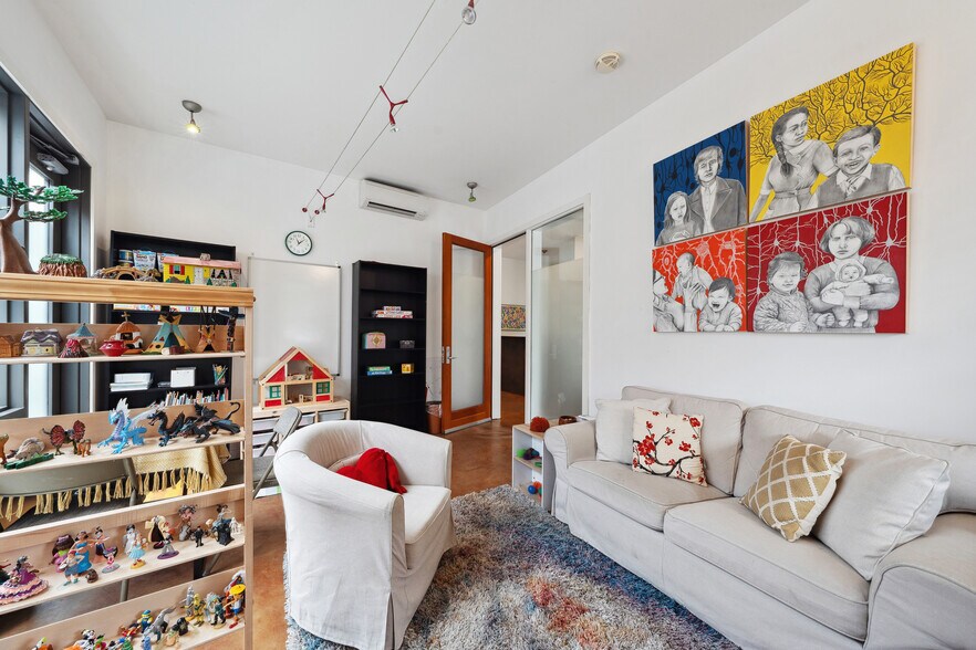 More Photos Of 1010 Grayson St, Berkeley Office Residential For Sale