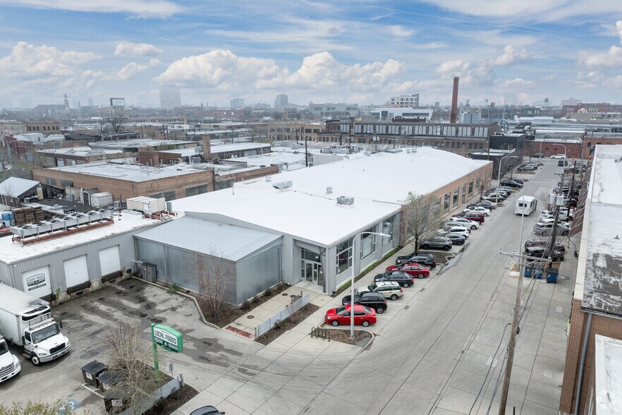 More Photos Of 1427-1455 W Willow St, Chicago Light Distribution For Lease