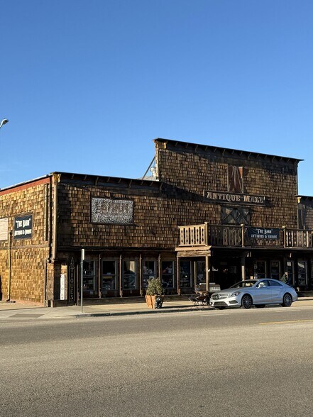 Primary Photo Of 22390 El Camino Real, Santa Margarita Storefront Retail Residential For Sale