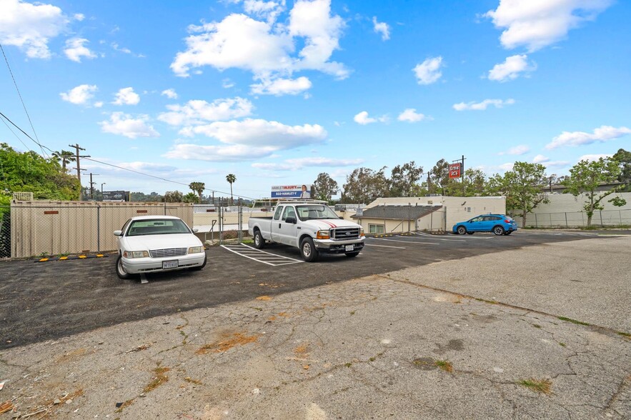 More Photos Of , Los Angeles Storefront For Lease