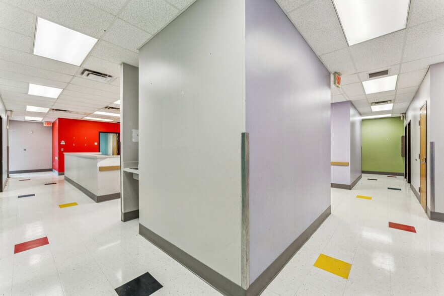 More Photos Of 1090 9th Ave SW, Bessemer Medical For Sale