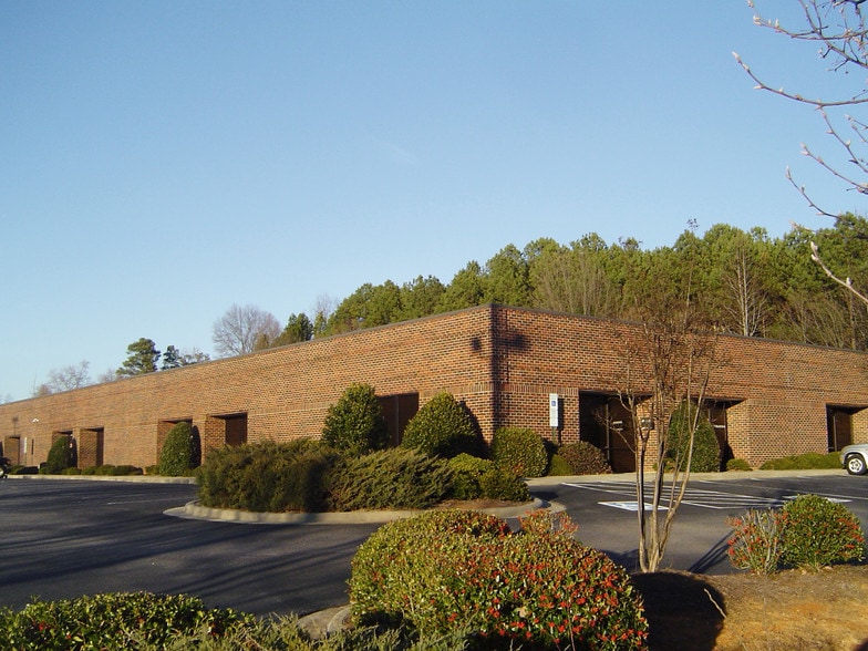 More Photos Of 134-150 Donmoor Ct, Garner Research And Development For Lease
