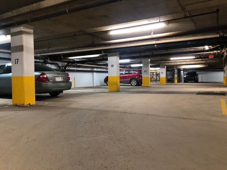 More Photos Of 5010 43rd St, Red Deer Office For Lease