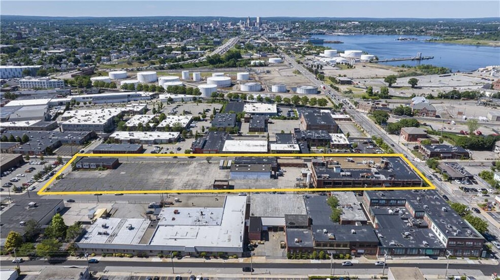 More Photos Of 735 Allens Ave, Providence Manufacturing For Sale