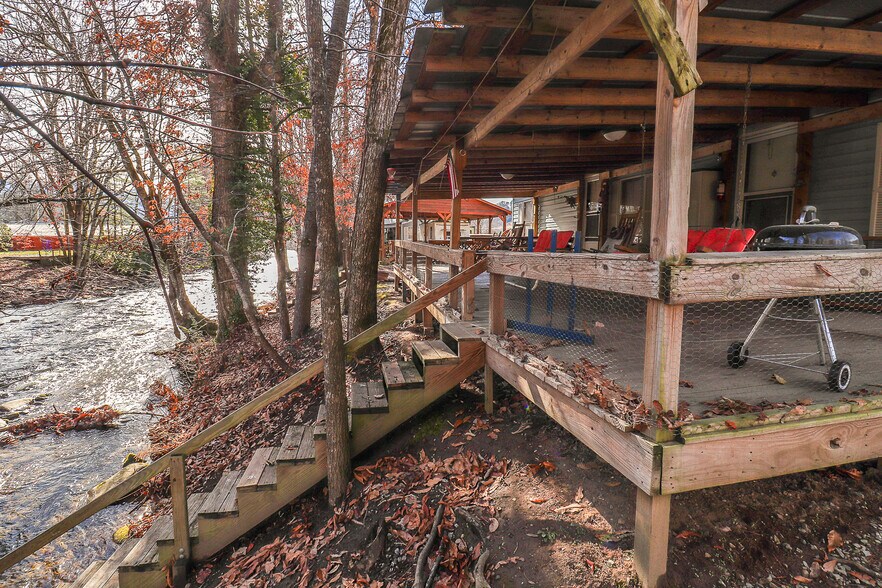 More Photos Of 1840 W Deep Creek Rd, Bryson City Trailer Camper Park For Sale