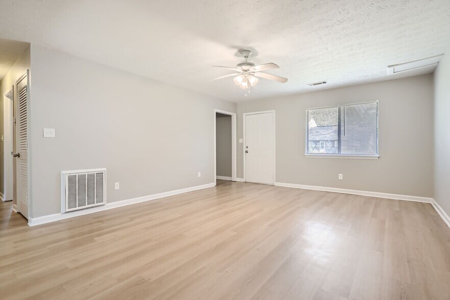 More Photos Of 2638 Fieldstone View Ln SE, Conyers Apartments For Sale