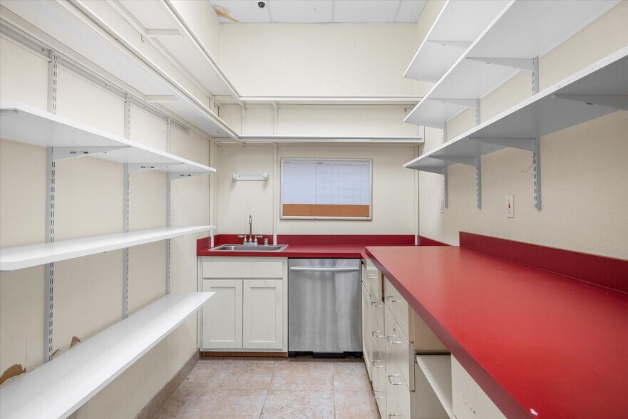 More Photos Of 2698 N Galloway Ave, Mesquite Medical For Lease