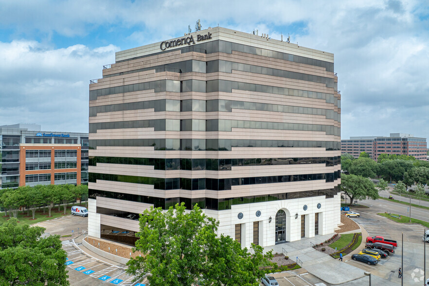 Primary Photo Of 1 Sugar Creek Center Blvd, Sugar Land Office For Lease