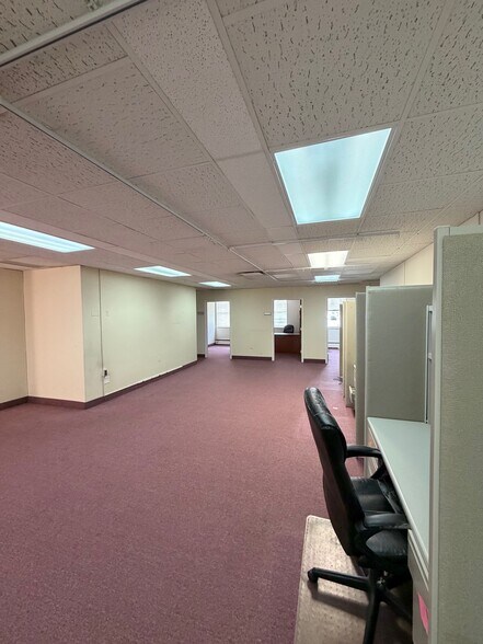 More Photos Of 790 Bloomfield Ave, Clifton Office For Lease