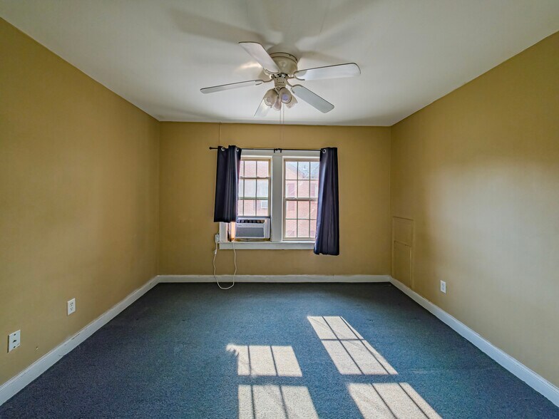 More Photos Of 521 SE 5th Ave, Moultrie Apartments For Sale