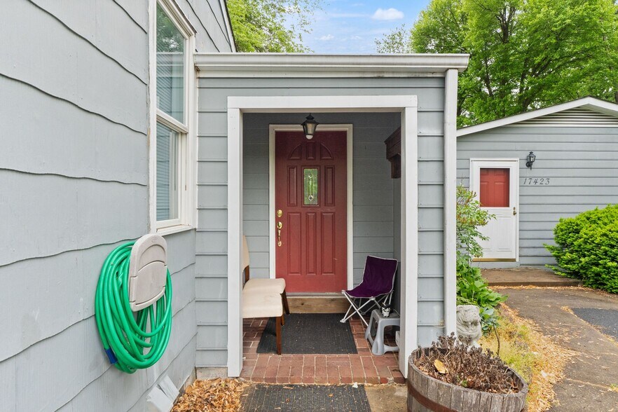 More Photos Of 17423 Wilson St, Dumfries Multifamily For Sale