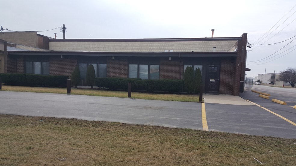 More Photos Of 5959 W 115th St, Alsip Warehouse For Lease