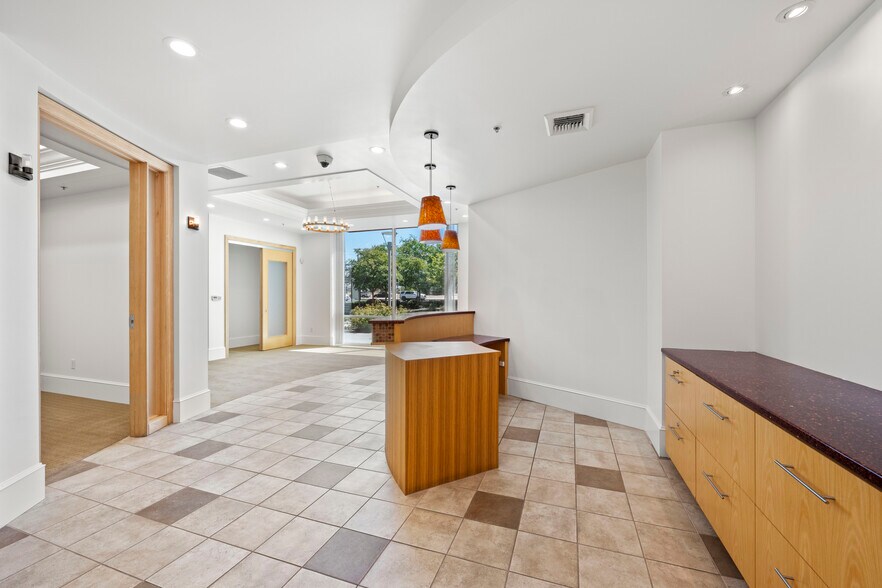 More Photos Of 1382 Blue Oaks Blvd, Roseville Office For Sale