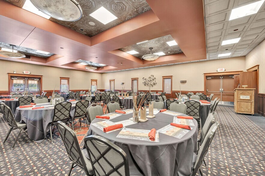 More Photos Of 3177 French Rd, De Pere Freestanding For Sale