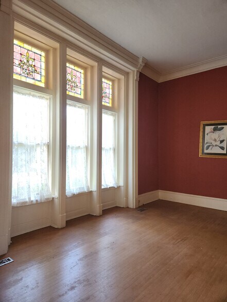 More Photos Of 1402 2nd Ave, Columbus Office For Sale