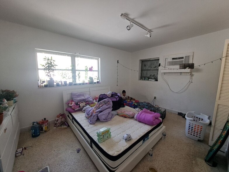 More Photos Of 2835 SW 37th Ct, Miami Apartments For Sale