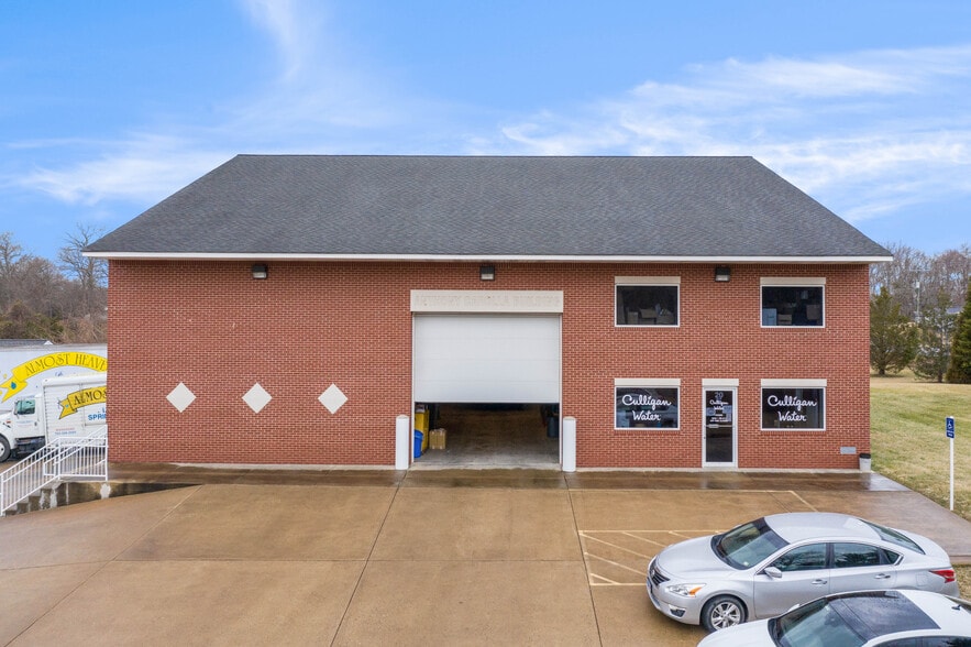 More Photos Of 20 McCarty Rd, Fredericksburg Industrial For Sale