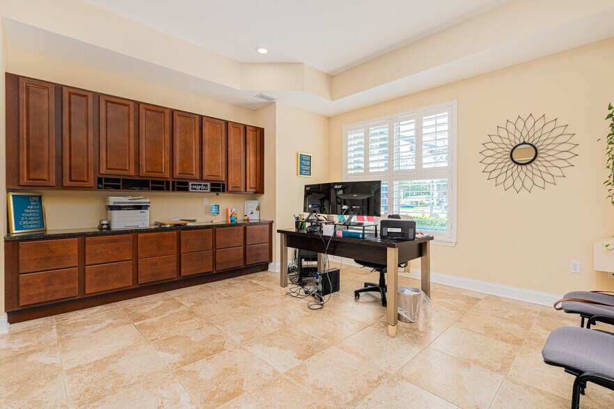 More Photos Of 51 Dunlawton Ave, Port Orange Office For Sale