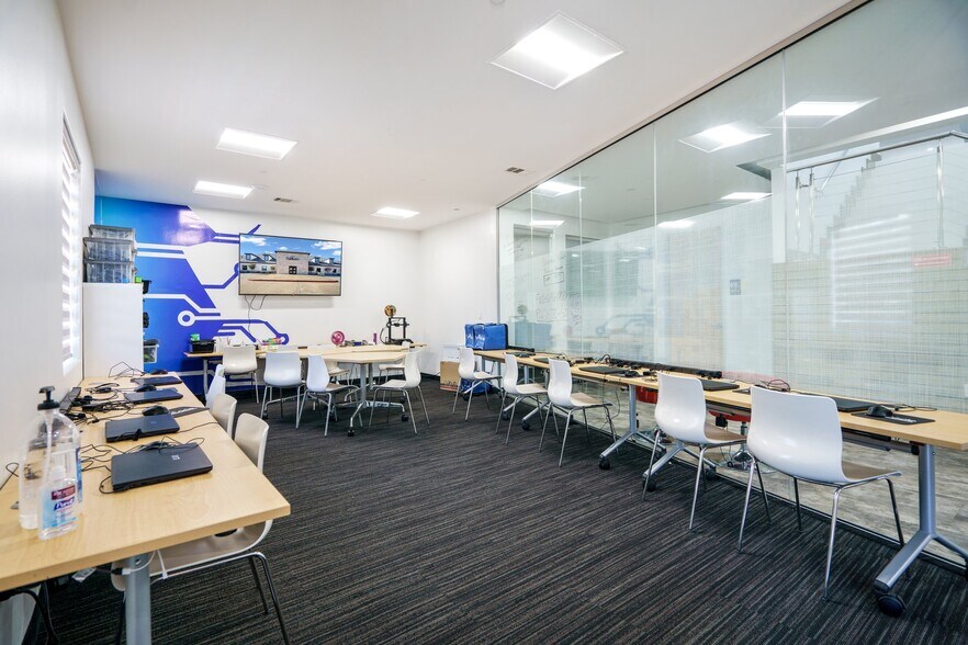 More Photos Of 4577 Ohio Dr, Frisco Office For Lease