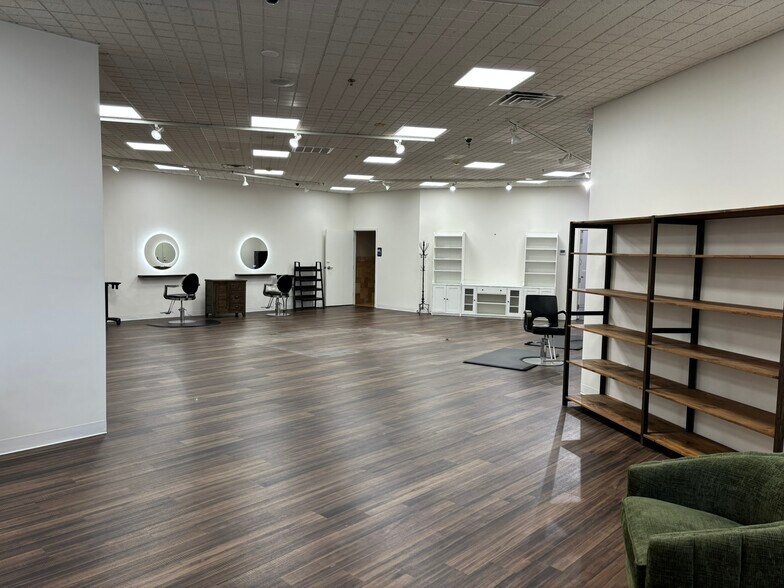 More Photos Of 451-465 Canyon del Rey Blvd, Del Rey Oaks Unknown For Lease