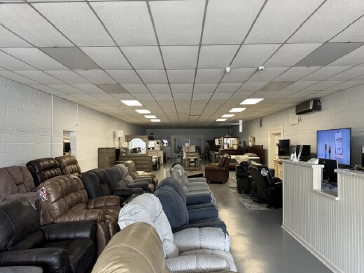 More Photos Of 425 W Main St, Senatobia Freestanding For Sale