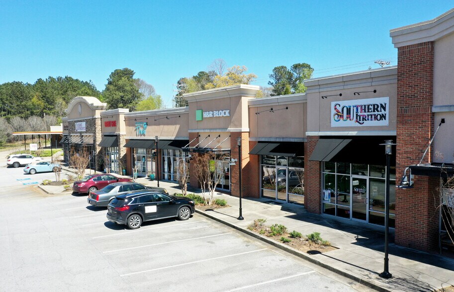 More Photos Of 26 Carriage Oaks Dr, Tyrone Storefront For Lease