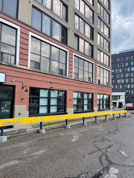 More Photos Of 201-211 Hunter St E, Peterborough Apartments For Lease