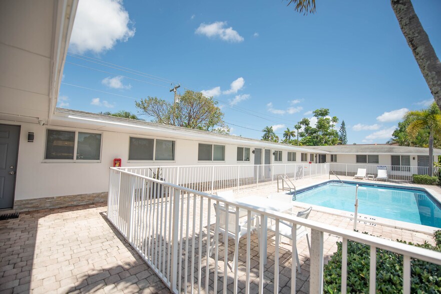More Photos Of 231 SW 15th St, Pompano Beach Apartments For Sale