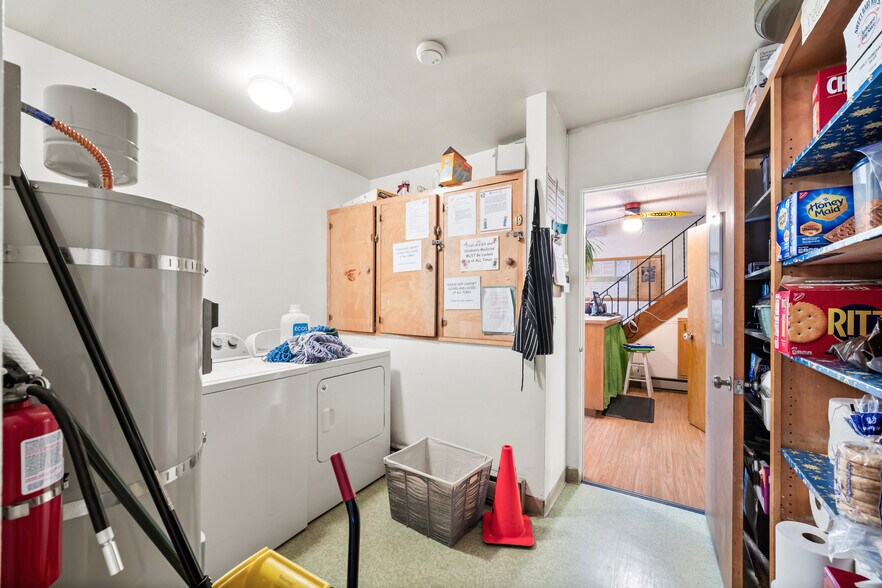 More Photos Of 12975 SW Grant St, Tigard Daycare Center For Sale