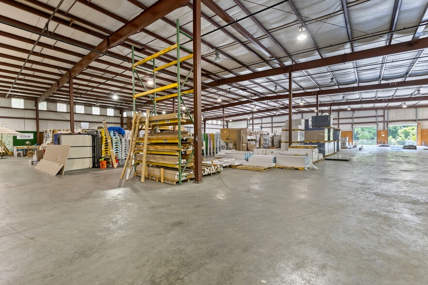 More Photos Of 1356 Bennett Dr, Longwood Distribution For Sale