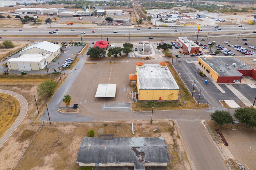 More Photos Of 305 Expressway 83, Mission Medical For Lease