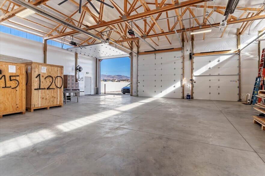 More Photos Of 4095 S 3500 W, West Haven Warehouse For Sale