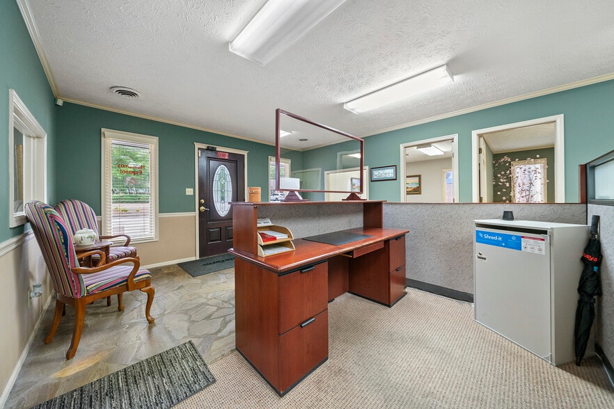 More Photos Of 125-145 E Georgia Ave, Fayetteville Freestanding For Sale