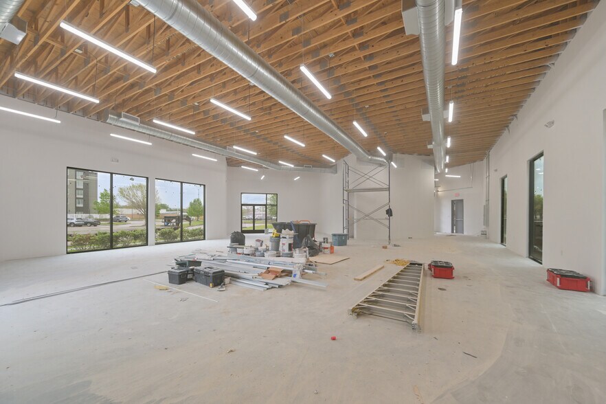 More Photos Of 12249 Katy Freeway Fwy, Houston Office For Lease