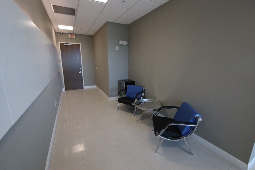 More Photos Of 175 SW 7th St, Miami Medical For Sale