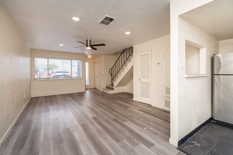 More Photos Of 4304 Manchester Ave, Stockton Apartments For Sale