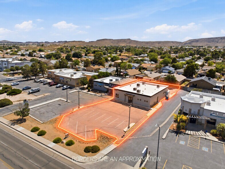 Primary Photo Of 3939 N Stockton Hill Rd, Kingman Office For Lease
