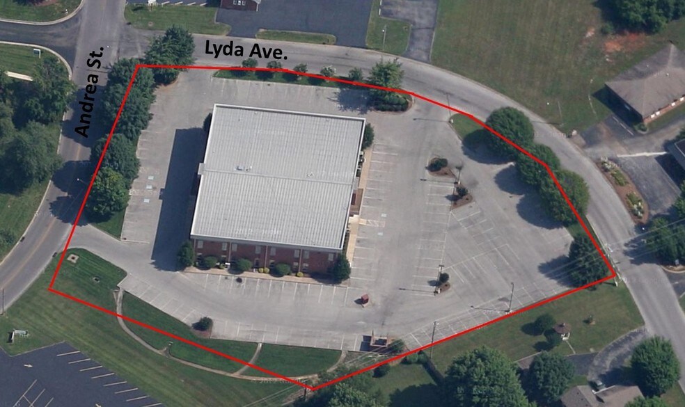 More Photos Of 1300 Andrea St, Bowling Green Office For Lease