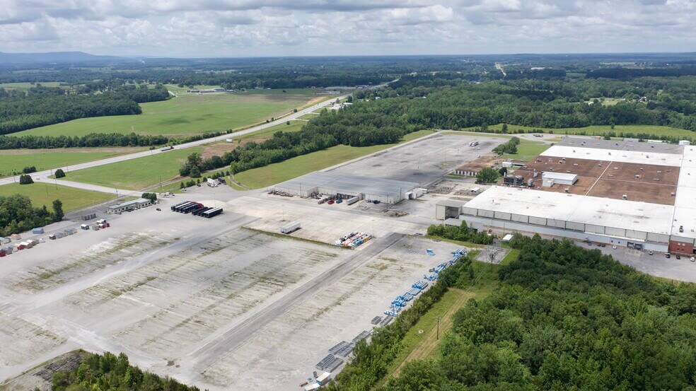 More Photos Of 200 Carrier Dr, Morrison Warehouse For Lease