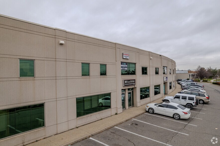 More Photos Of 2 Automatic Rd, Brampton Light Manufacturing For Sale