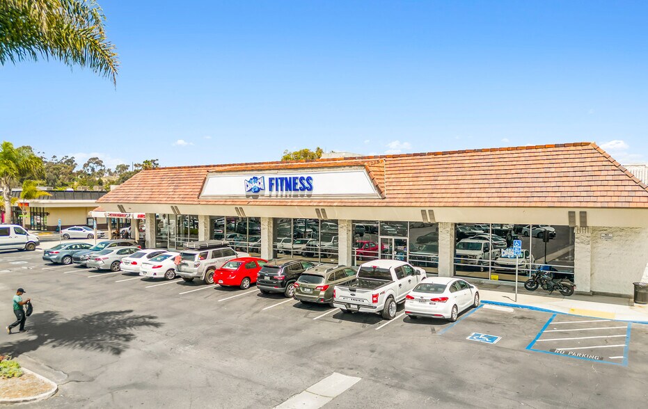 More Photos Of 1715-1779 Oceanside Blvd, Oceanside Unknown For Lease