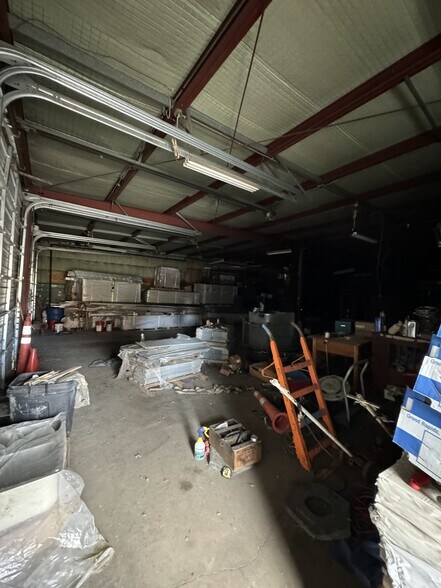 More Photos Of 2320 E Remington St, Saginaw Warehouse For Sale