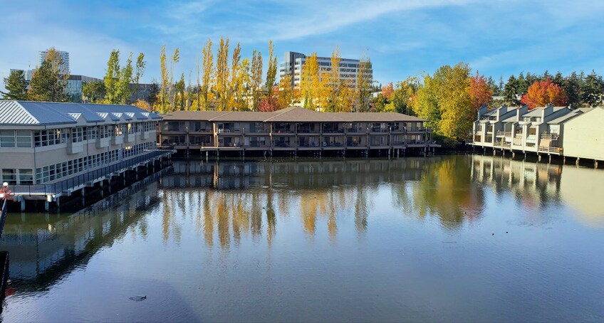 More Photos Of 40 Lake Bellevue Dr, Bellevue Office For Lease