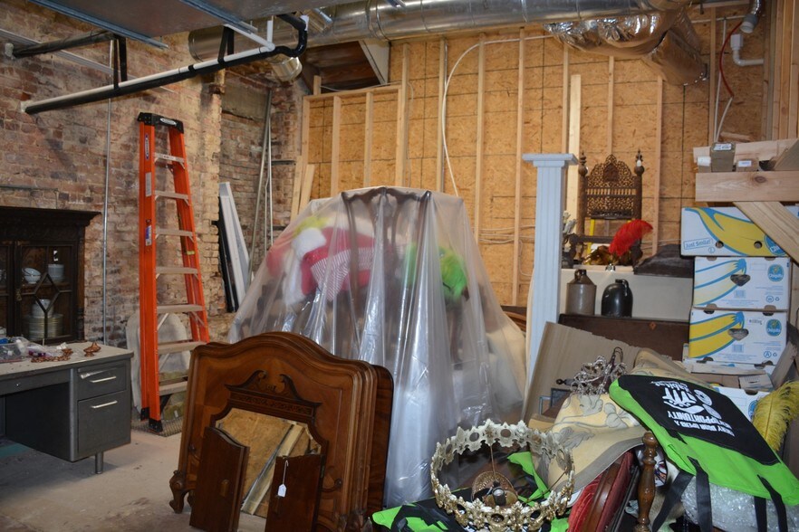 More Photos Of 201 S Main St, Enterprise Department Store For Sale