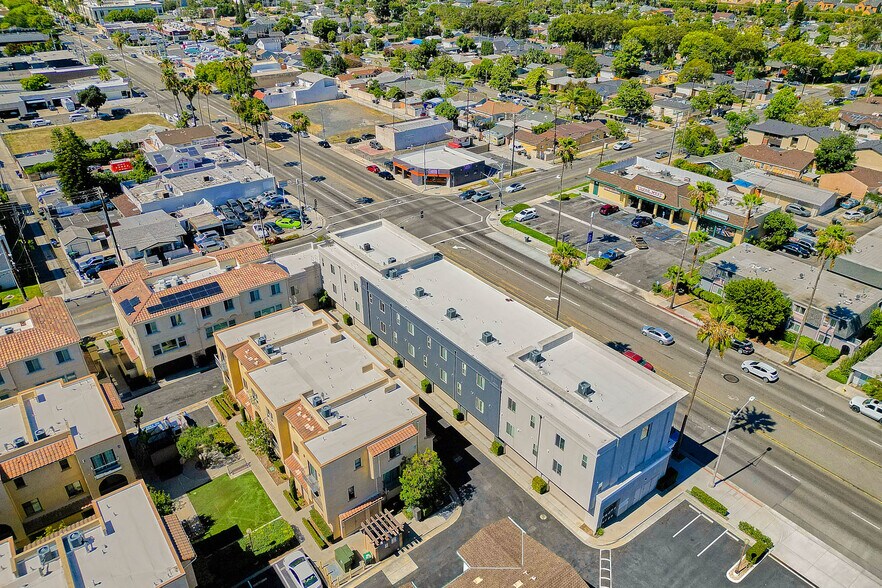 More Photos Of 801 S Anaheim Blvd, Anaheim General Retail For Sale