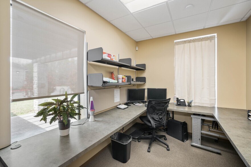 More Photos Of 3009 Glacier Pass, Cedar Park Medical For Lease